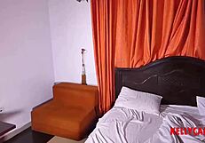 she sucks my dick with squirting!