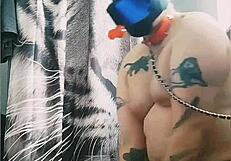 gaywolf turns into mastino grande with kinky twists