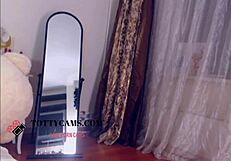 i feel excited watching this dark hair stunner on cam, her sexy tits bouncing.