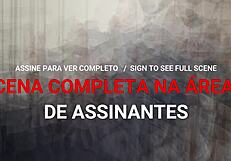 Yuri Gaúcho, у тебя огромный гей-член, чтобы хвастаться перед зеркалом?