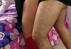 Милая мексиканская студентка показывает большую упругую жопу за оценки? Дрочит и сквиртит!