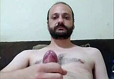 Punhetas e gozadas no rosto e boca de lindas mulheres