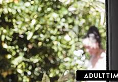 college babe alexis tae devours longtime crush ana foxxxs clit