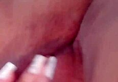 this novinha is masturbating to orgasm in part 3, it's so hot