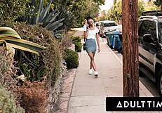 college babe alexis tae devours longtime crush ana foxxxs clit