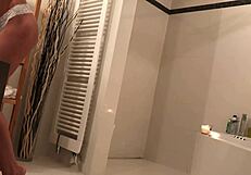 My Petite 18+ Girlfriend's Bathtime Voyeur!