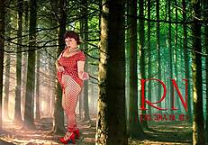 grow up like a tower, giant secretary shocks manager with her height in office