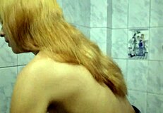 i wet my peruvian girlfriend in the shower and fucked her while she rinses clothes