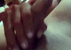 Watch me masturbate so wildly!