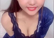 Japanese sexy dance with big boobs at pool