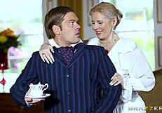 i watch erica fontes gettin pounded, her tits bouncin' like crazy 😍