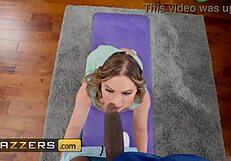 براندي ريني تشتهي زب داميون السمين لتمديدها