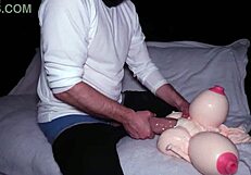 Latina BBW tempts with her fat ass in outdoor public booth.