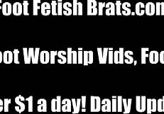 i'm open to a lil 18+ sexy foot fetish session with femdom pov and bdsm vibes