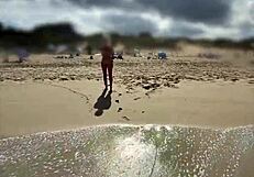 Missspisss shows big cock on Mallorca beach in public