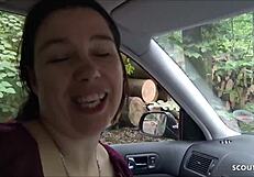 Echte Strassen Hure Fucked by Black Guy in Car - German POV Heat