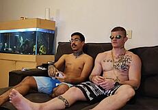 Playing video game with skatist23cm