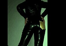 Latex Diva or Goddess in Hentai?