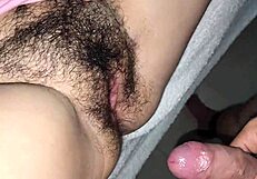 Latinska študentka zapeljuje za polno tesno pičko kreampie. Lahko odoliš?