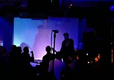 i'm pumping breast milk in public