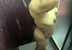 Stepmom Ba Andose in homemade video in lingerie