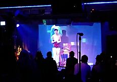 i'm pumping breast milk in public