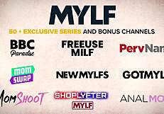 Аз съм късметлият съпруг свободен да чукам жена си и горещата й заварена дъщеря по всяко време