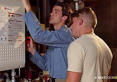 Homme à tout faire marié penché pour des fantasmes de grosse bite ?