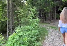 Having sex with my attractive classmate on a school trip