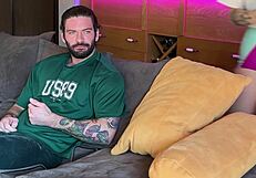 Stepsisters turned on by new app