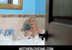 Brook Page deepthroats in bubble bath with stepmom