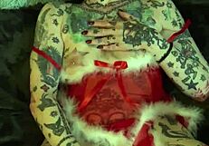 Milf solo orgasm on shelf