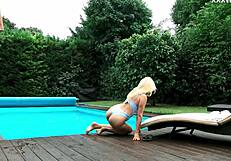 Emily Ross is a hot milf who performs provocative pictures