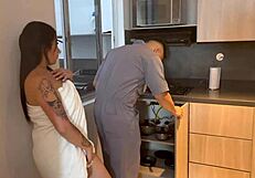 fucking housewife to keep gas on 😏