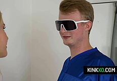 Степбрат спрашивает, хочешь, чтобы я долбил твою пизду? пока трахает стэпсис