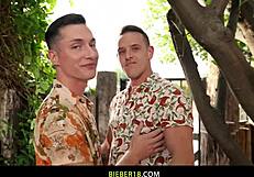 tristan hunter and shane cook in hardcore bareback. who's topping?