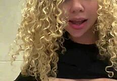 vazou video da aluna gostosa da academia. personal trainer leaked it to the company group chat.