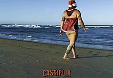 Milf Noel Gifts Pussy On Beach To Instagram Follower