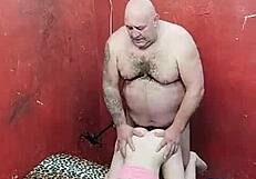 Enteada Do Tiuzao Sempre Pede Leite Quentinho Bem La No Fundinho!