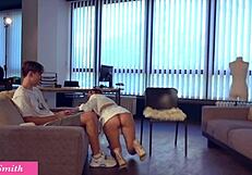 Guy Handcuffs His Therapist Unexpectedly