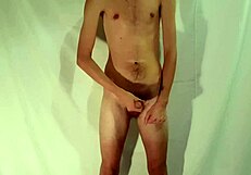 Petite joe nuts jerks off big cock after gay porn