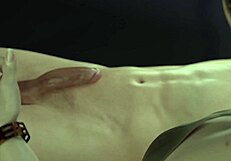 Tremendo par de tetas en femdom handjob y cumshot