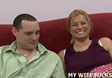 Έλα να Απολαύσεις το Λεπτό Σέξι Σώμα μου με Στενά Τζιν!