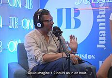 Juan Bustos' podcast leaves Florizqueen speechless with intense orgasms