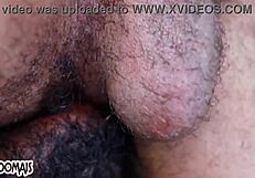 orgia com quatro amigos tendo muito sexo quente