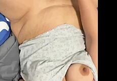 Horny La Paisa Squirts Emotionally