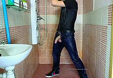 Intense shower pleasure with gay jeans masturbation