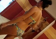 Thrilling Public Flashing And Screaming Masturbation In Spa