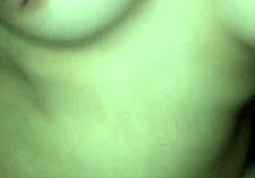 Vietnamese Beauty Chị Iuuuu in Detailed Action