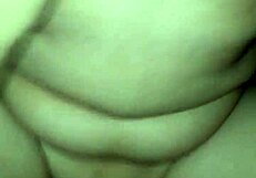 Vietnamese Beauty Chị Iuuuu in Detailed Action